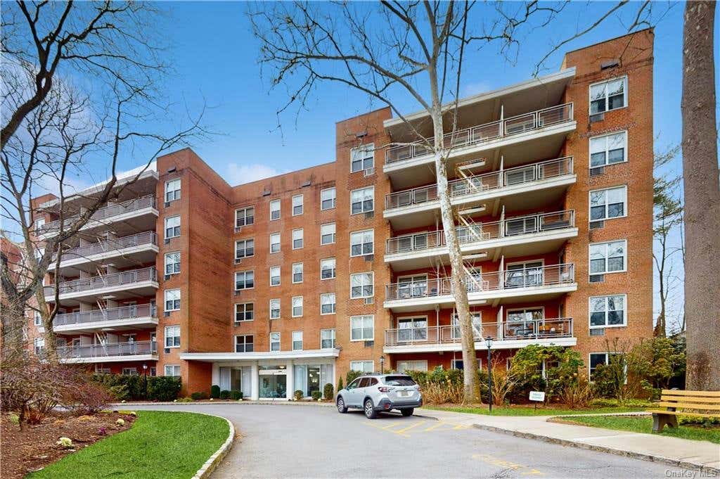 177 E HARTSDALE AVE APT 6K, HARTSDALE, NY 10530, photo 1 of 23