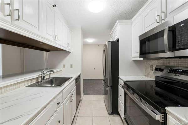 25 ROCKLEDGE AVE APT 401, WHITE PLAINS, NY 10601 - Image 1