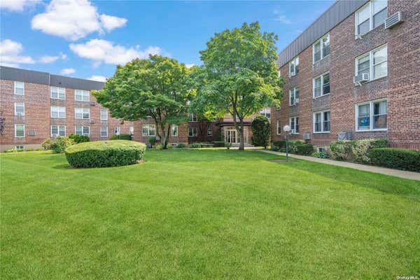 530 DUBOIS AVE APT 5C, VALLEY STREAM, NY 11581 - Image 1