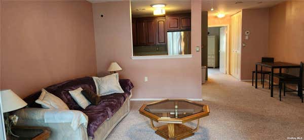 423 WOODBRIDGE DR UNIT B, RIDGE, NY 11961, photo 5 of 14