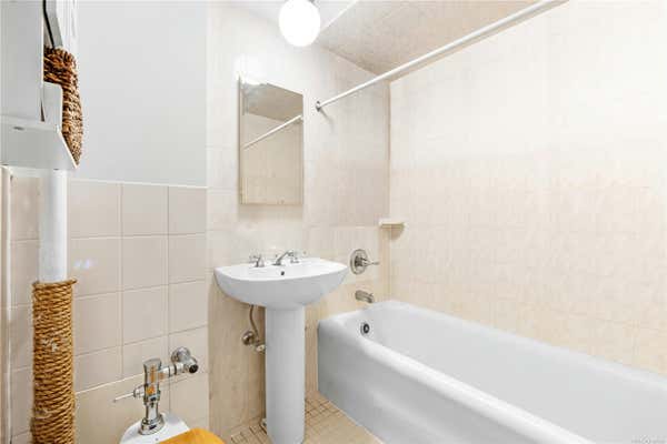 25 TUDOR CITY PL APT 316, NEW YORK, NY 10017, photo 4 of 9