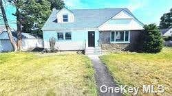 26 TERESA PL, HEMPSTEAD, NY 11550 - Image 1