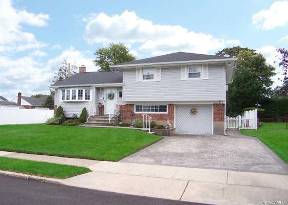 25 ALMA LN, PLAINVIEW, NY 11803 - Image 1