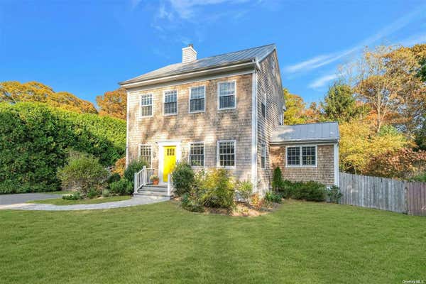 21 EAST ST, MIDDLE ISLAND, NY 11953 - Image 1