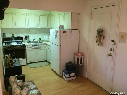 222 SMITH ST APT 4H, FREEPORT, NY 11520, photo 4 of 6