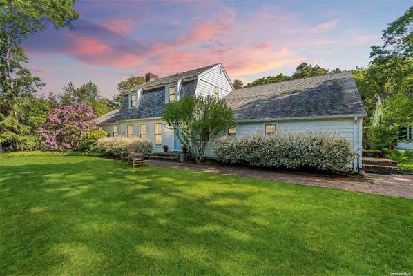 24 SQUIRES PATH, EAST HAMPTON, NY 11937 - Image 1