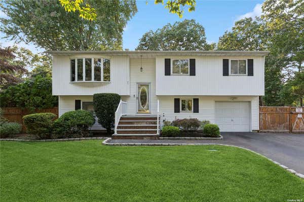 82 WARREN AVE, RONKONKOMA, NY 11779 - Image 1