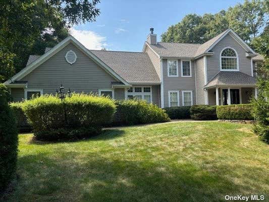 4 FRAMINGHAM LN, SHOREHAM, NY 11786 - Image 1