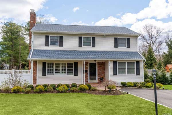 36 TRAINER CT, HUNTINGTON, NY 11743 - Image 1