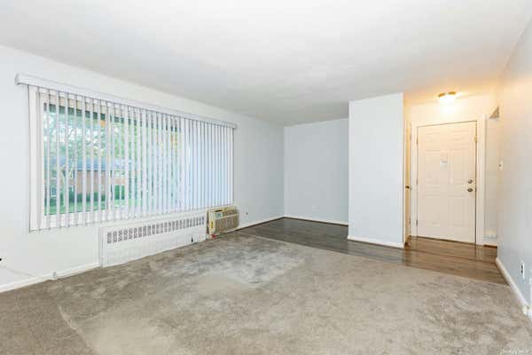 31 EDMUNTON DR APT E14, NORTH BABYLON, NY 11703, photo 3 of 9