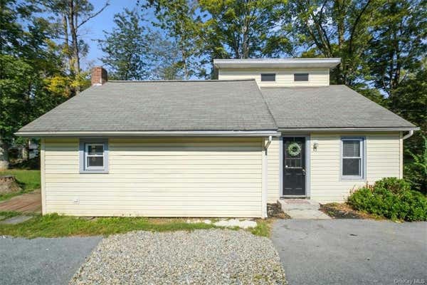 41 EILEEN BLVD, POUGHKEEPSIE, NY 12603 - Image 1