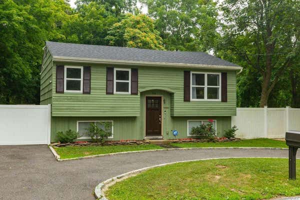 121 HEAD OF THE NECK RD, BELLPORT, NY 11713 - Image 1