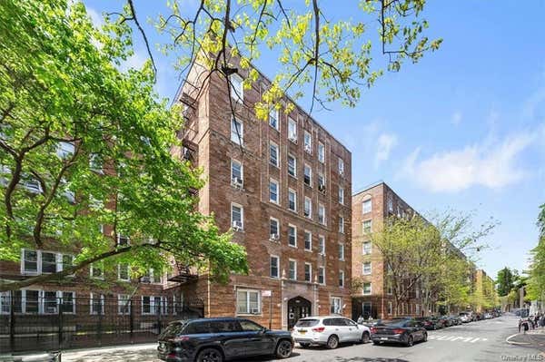 2081 CRUGER AVE APT 2H, BRONX, NY 10462 - Image 1