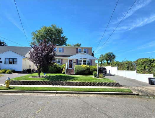 707 PECAN ST, LINDENHURST, NY 11757 - Image 1