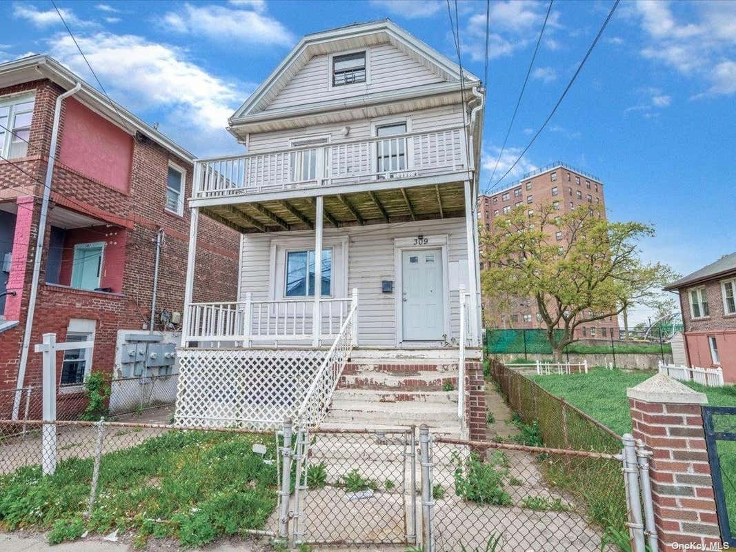 309 BEACH 70TH ST, ARVERNE, NY 11692, photo 1 of 28