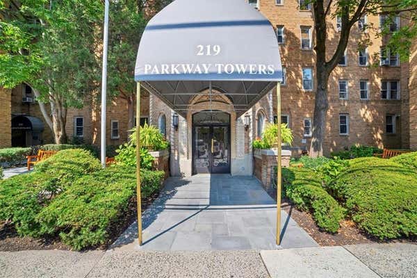 219 BRONX RIVER RD APT 5L, YONKERS, NY 10704 - Image 1