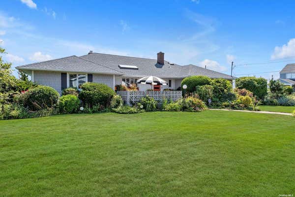 2 WESTGATE DR, SAYVILLE, NY 11782 - Image 1