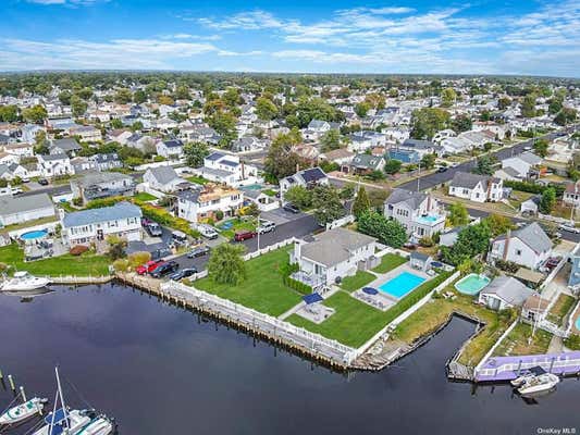 215 W SANTA BARBARA RD, LINDENHURST, NY 11757 - Image 1