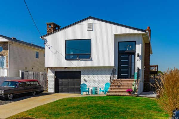 26 BAYVIEW AVE W, LINDENHURST, NY 11757 - Image 1