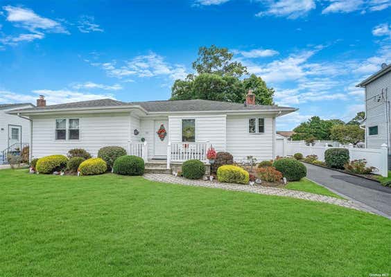 521 POPLAR LN, EAST MEADOW, NY 11554 - Image 1