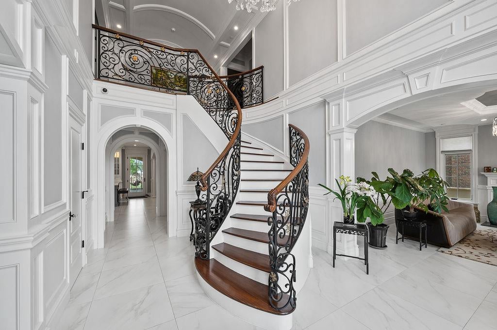 Little Neck, New York, 11362, United States, 5 Bedrooms Bedrooms, ,6 BathroomsBathrooms,Residential,Active,1908169