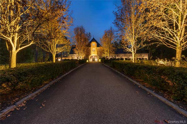 8 SERENITE LN, MUTTONTOWN, NY 11791, photo 2 of 44