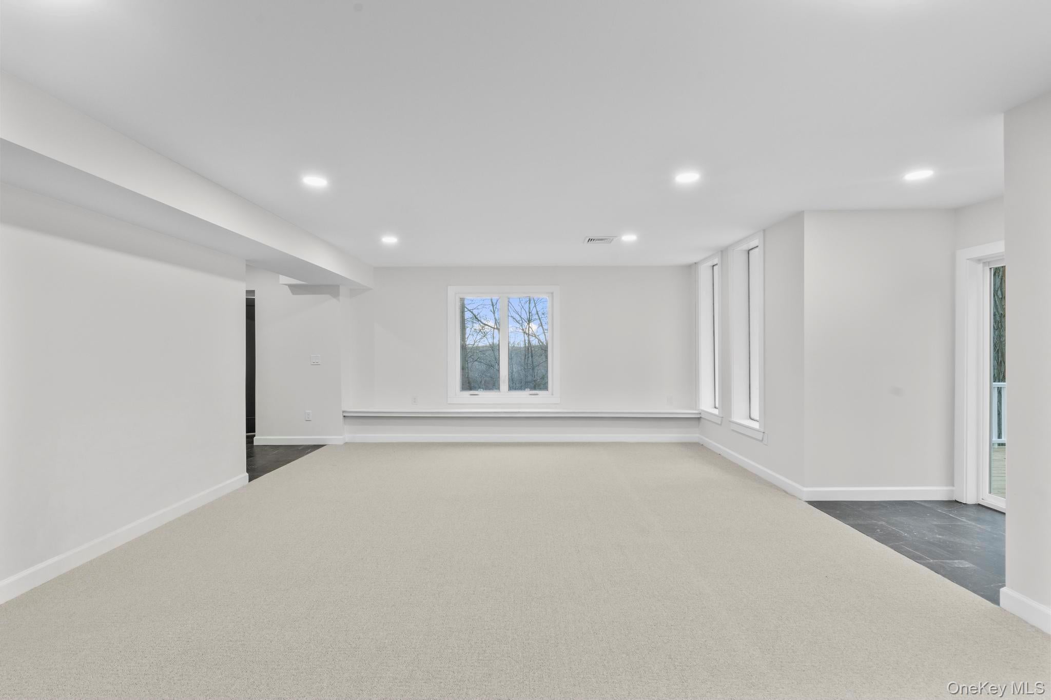 Armonk, New York, 10504, United States, 3 Bedrooms Bedrooms, ,4 BathroomsBathrooms,Residential,Active,2007257