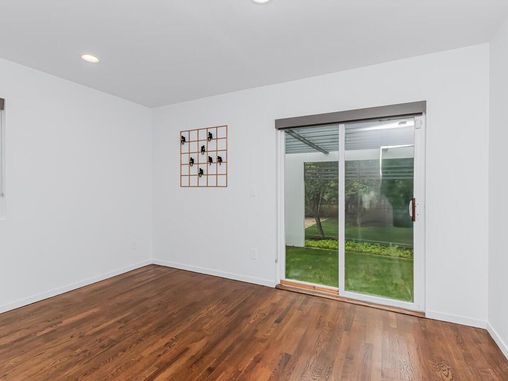 East Hampton, New York, 11937, United States, ,3 BathroomsBathrooms,Residential,Active,1843880