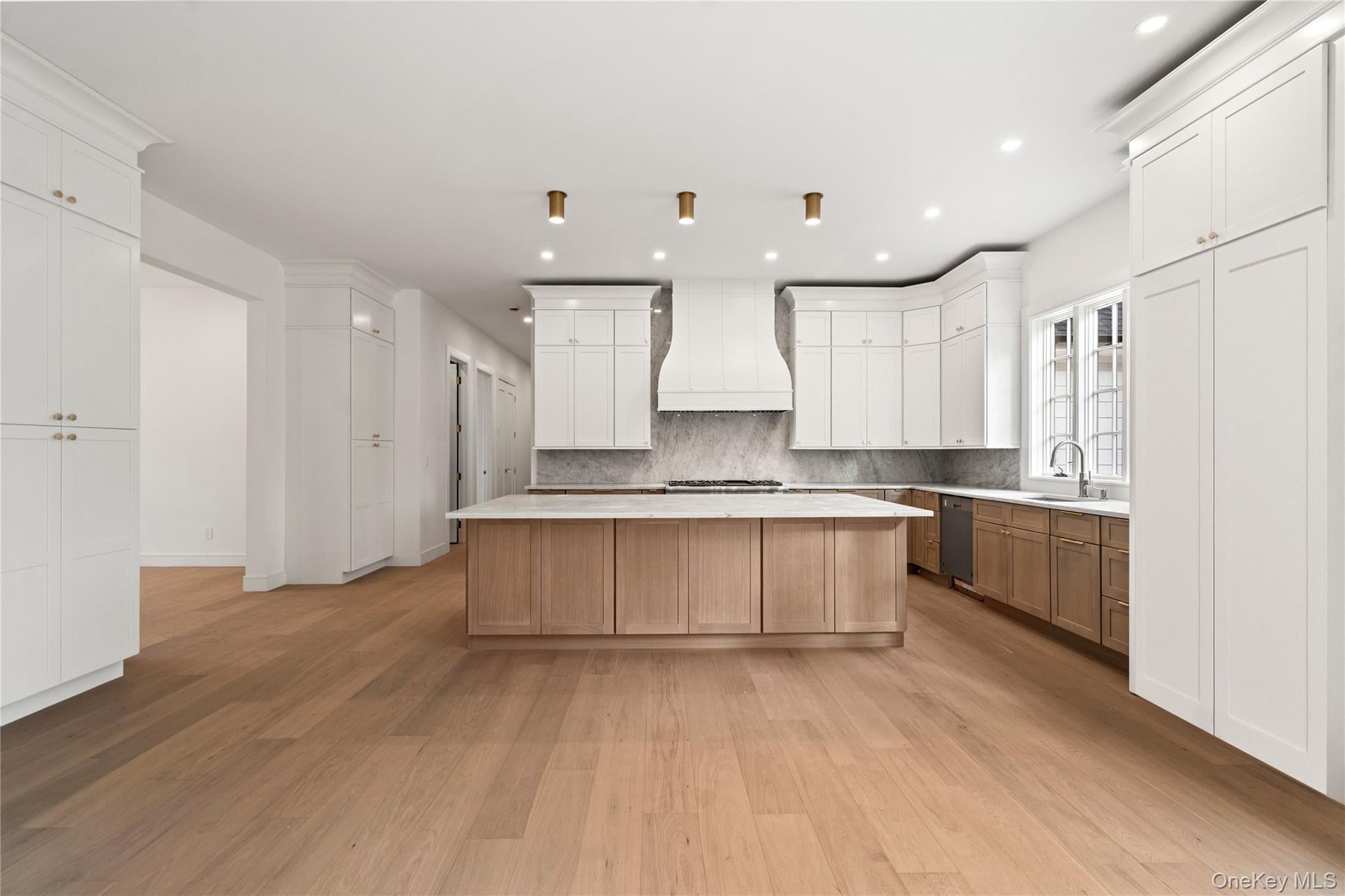 Nissequogue, New York, 11780, United States, 6 Bedrooms Bedrooms, ,6 BathroomsBathrooms,Residential,Active,2013161