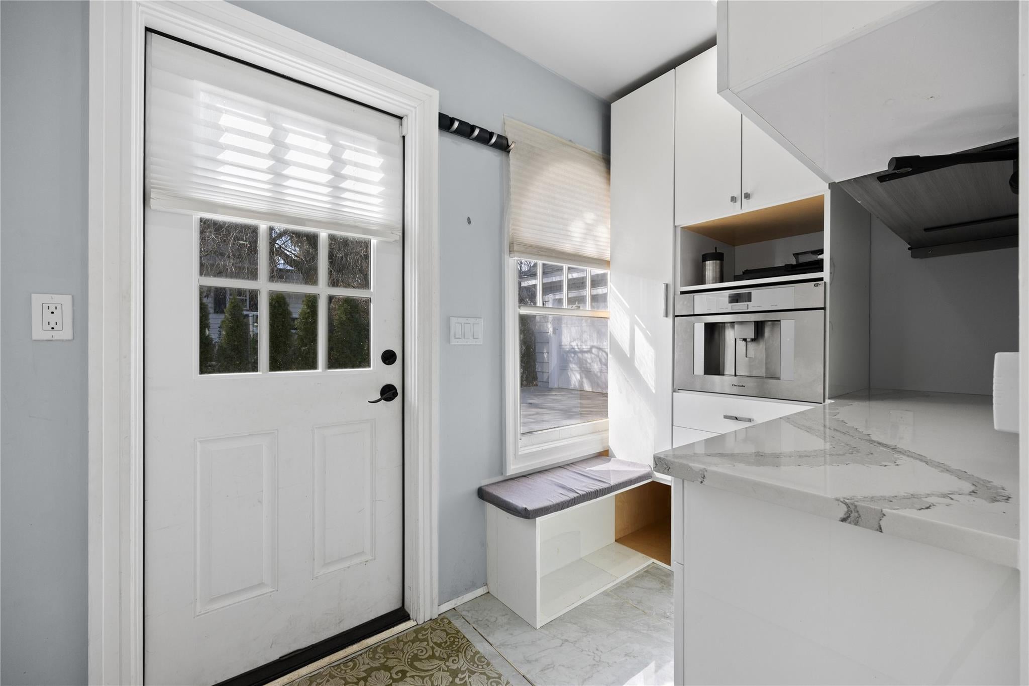 Douglaston, New York, 11363, United States, ,5 BathroomsBathrooms,Residential,Active,1741588