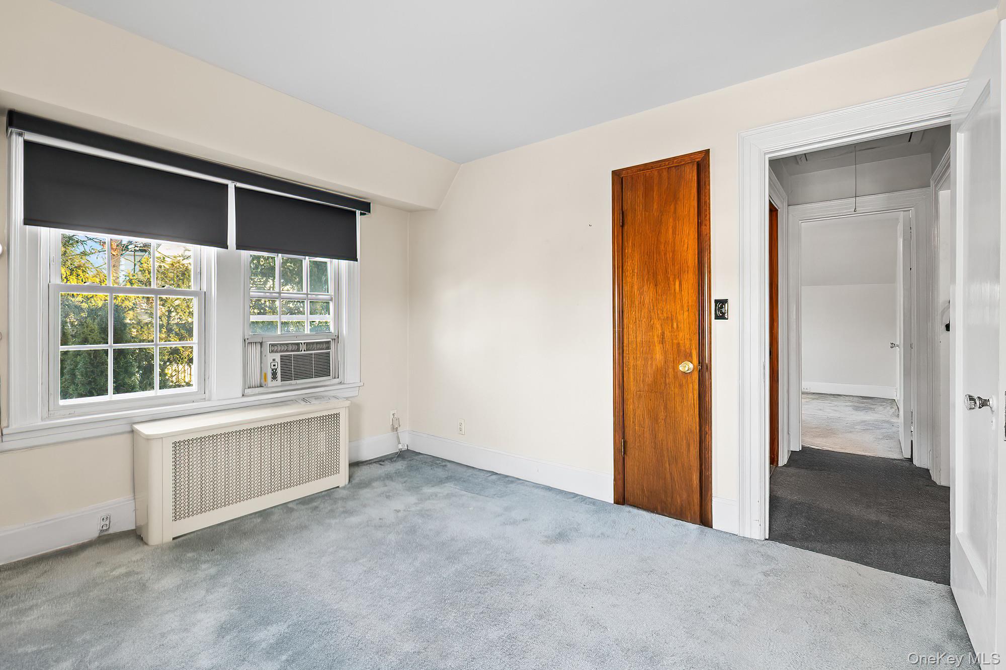 Scarsdale, New York, 10583, United States, 3 Bedrooms Bedrooms, ,2 BathroomsBathrooms,Residential,Pending,2007107