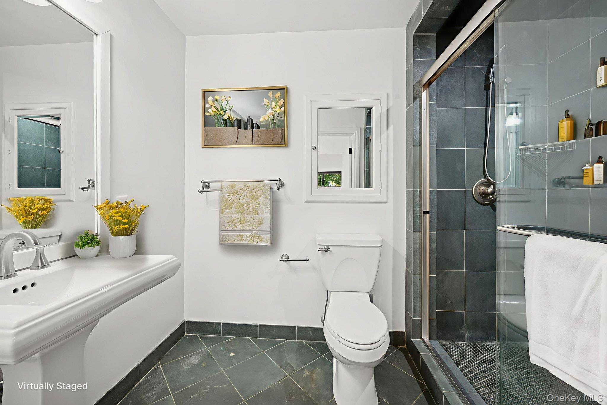 Rye, New York, 10580, United States, 3 Bedrooms Bedrooms, ,3 BathroomsBathrooms,Residential,Active,1973541