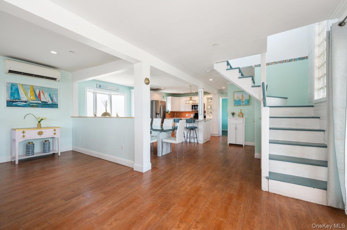 Long Beach, New York, 11561, United States, 3 Bedrooms Bedrooms, ,3 BathroomsBathrooms,Residential,Active,1886845