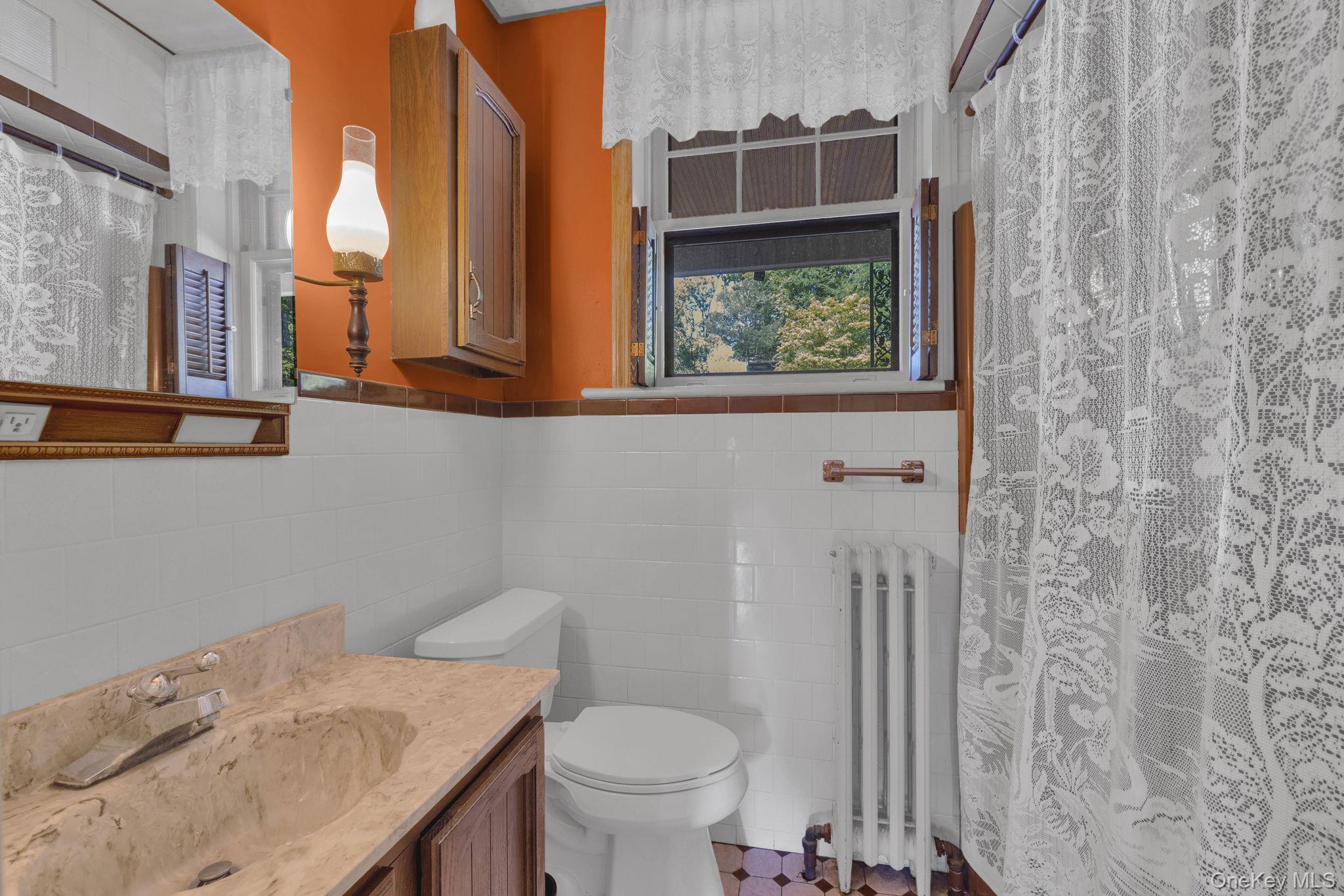 Newburgh, New York, 12550, United States, 3 Bedrooms Bedrooms, ,3 BathroomsBathrooms,Residential,Active,1913025