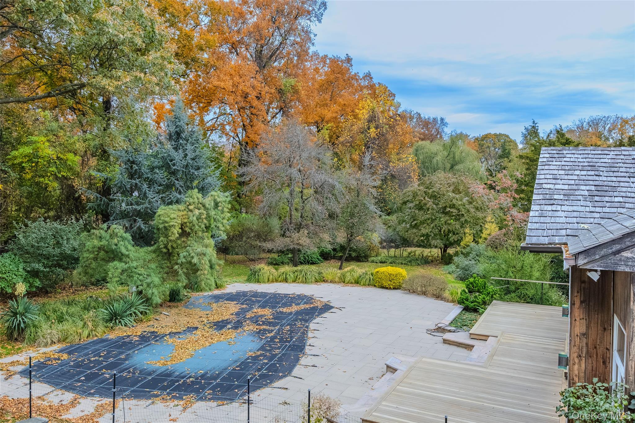 Saint James, New York, 11780, United States, 6 Bedrooms Bedrooms, ,5 BathroomsBathrooms,Residential,Active,1988457