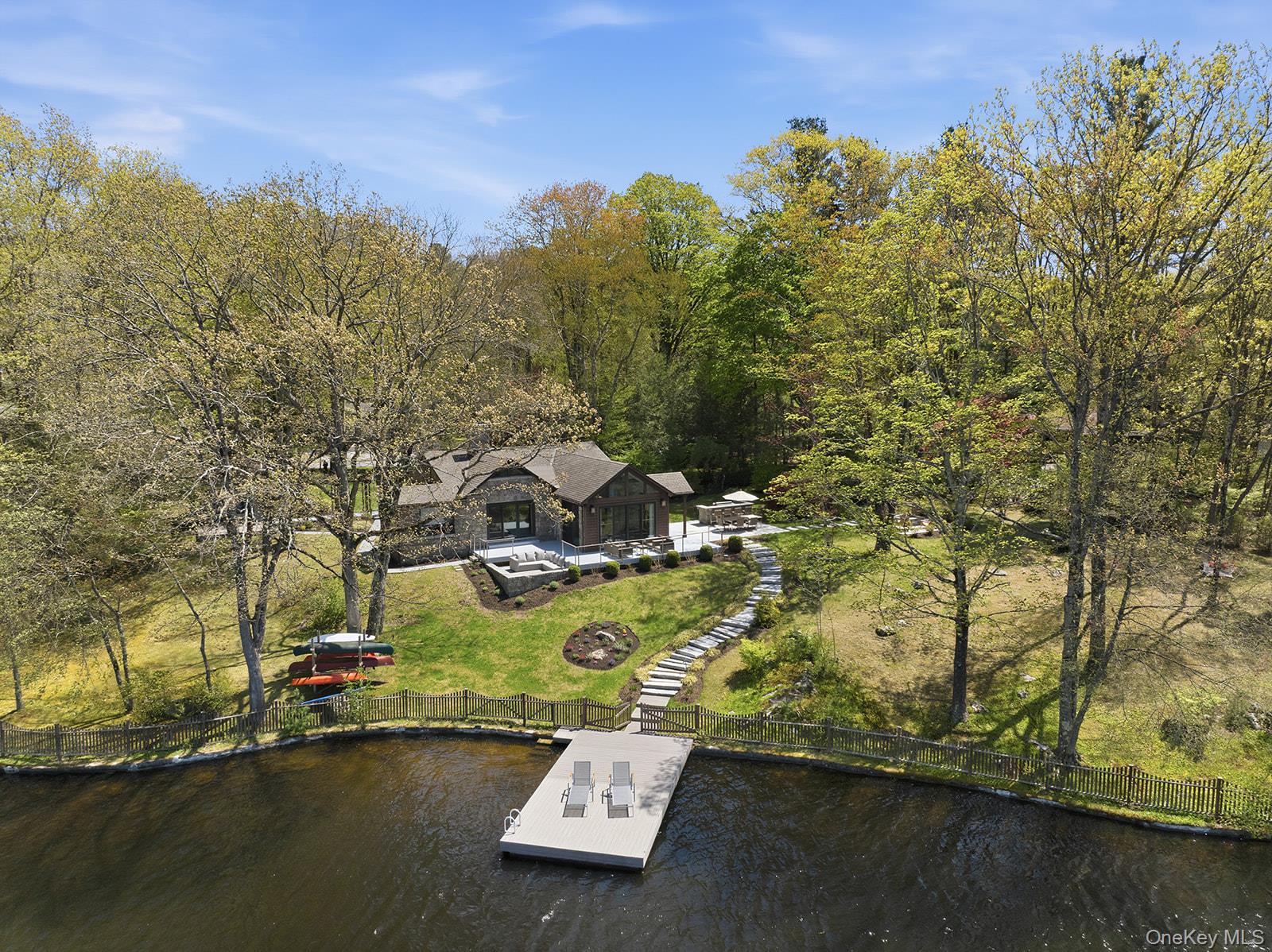 Putnam Valley, New York, 10579, United States, 3 Bedrooms Bedrooms, ,3 BathroomsBathrooms,Residential,Pending,2045595