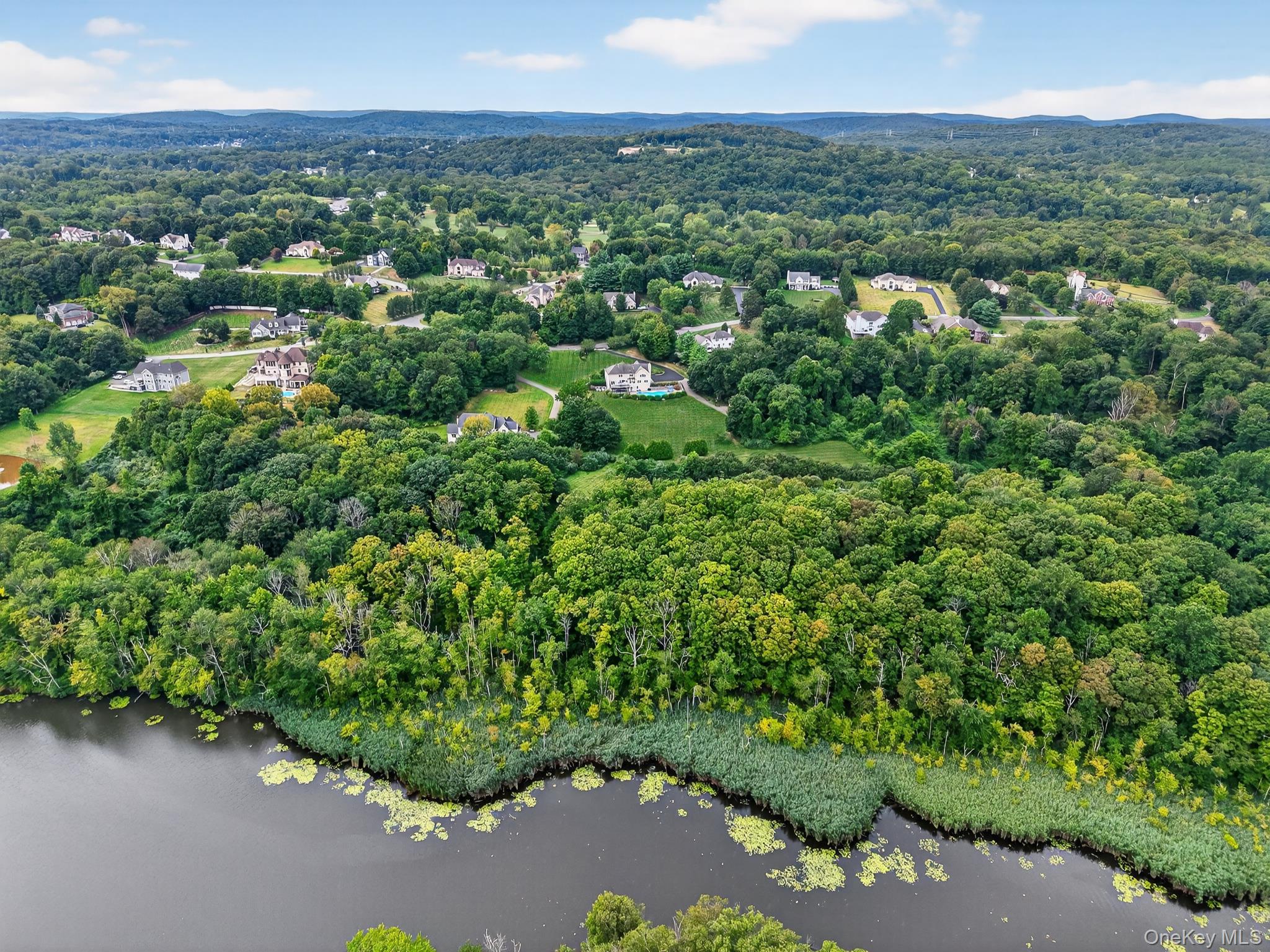 Mahopac, New York, 10541, United States, 4 Bedrooms Bedrooms, ,6 BathroomsBathrooms,Residential,Active,1945090