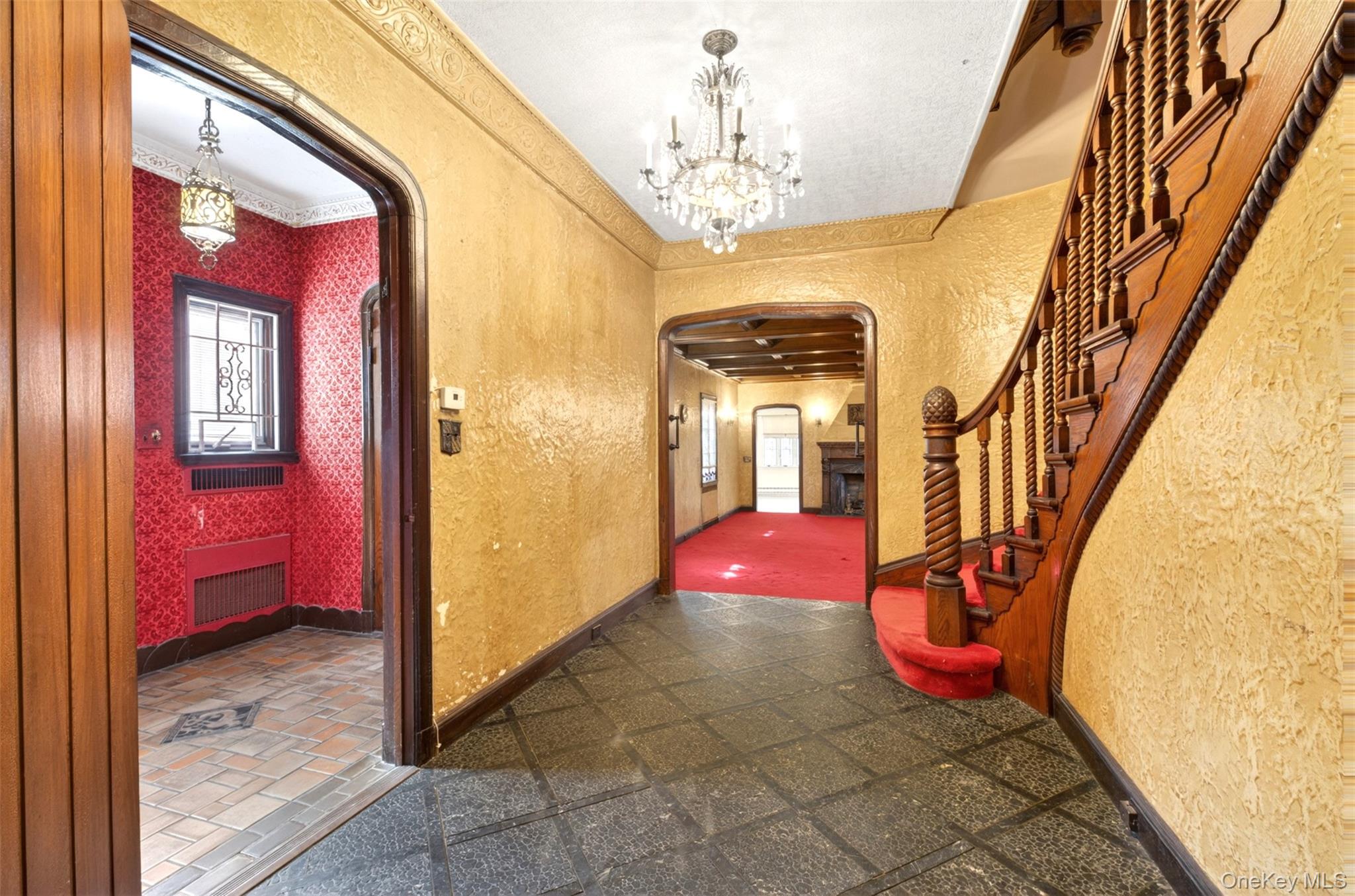 Flushing, New York, 11354, United States, 7 Bedrooms Bedrooms, ,6 BathroomsBathrooms,Residential,Active,2043439