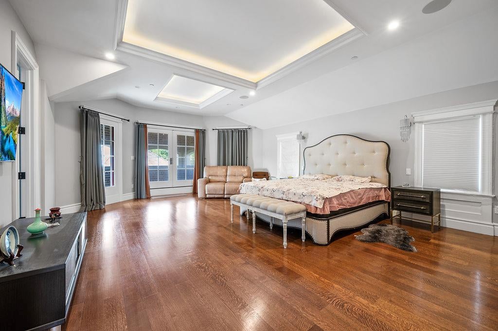 Little Neck, New York, 11362, United States, 5 Bedrooms Bedrooms, ,6 BathroomsBathrooms,Residential,Active,1908169