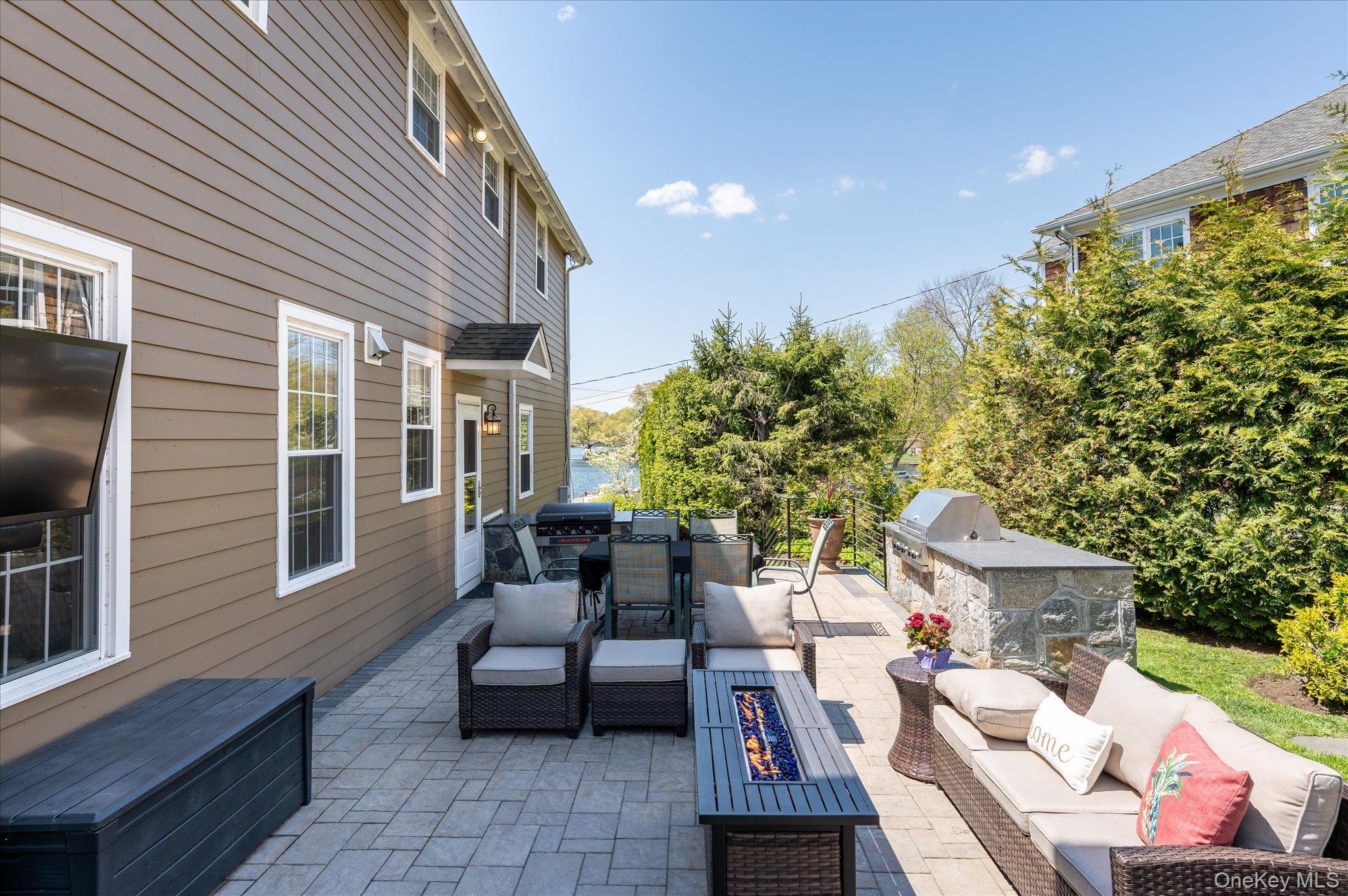 Mahopac, New York, 10541, United States, 4 Bedrooms Bedrooms, ,4 BathroomsBathrooms,Residential,Active,2045784