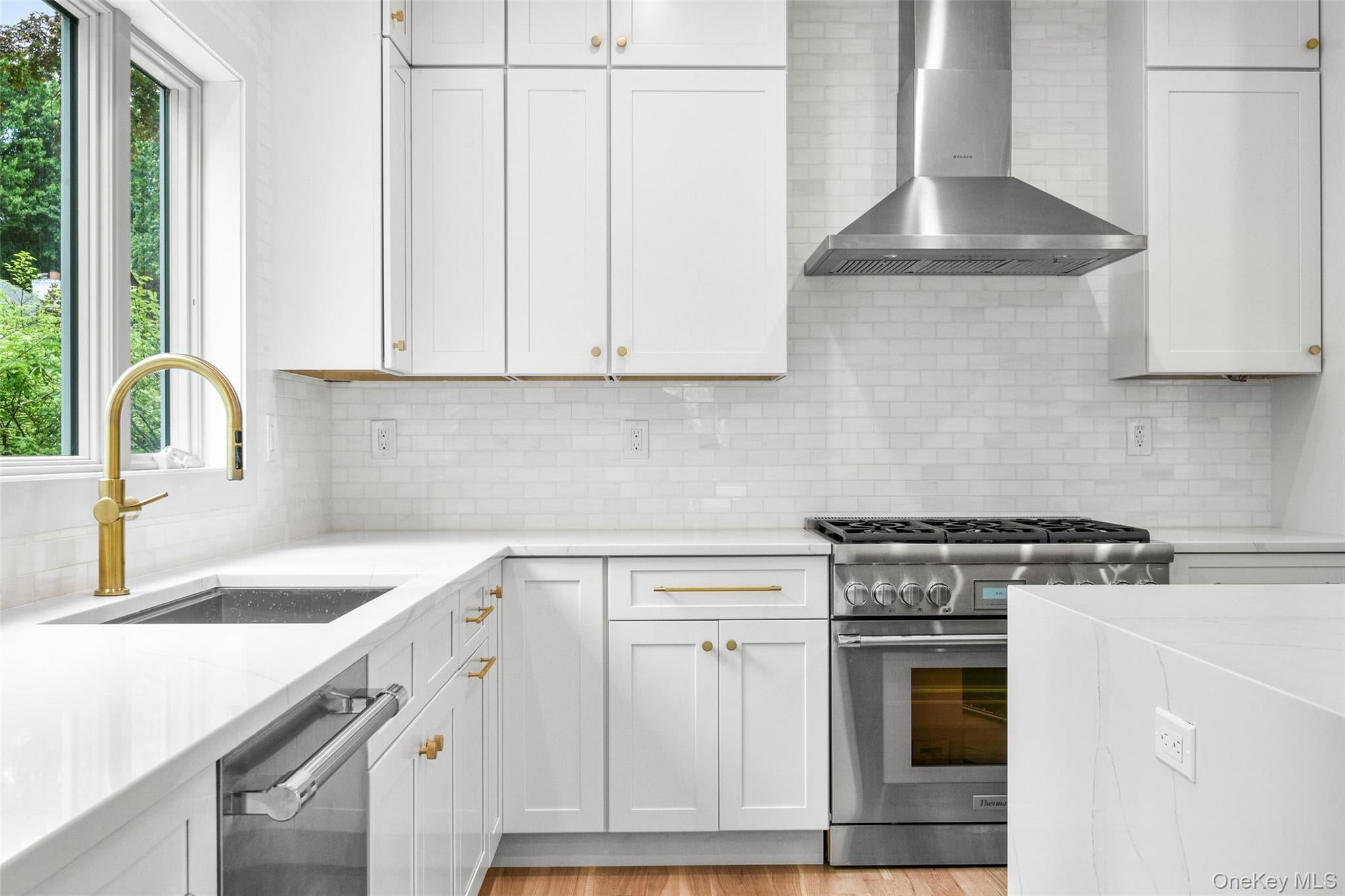 Scarsdale, New York, 10583, United States, 5 Bedrooms Bedrooms, ,5 BathroomsBathrooms,Residential,Active,1888466