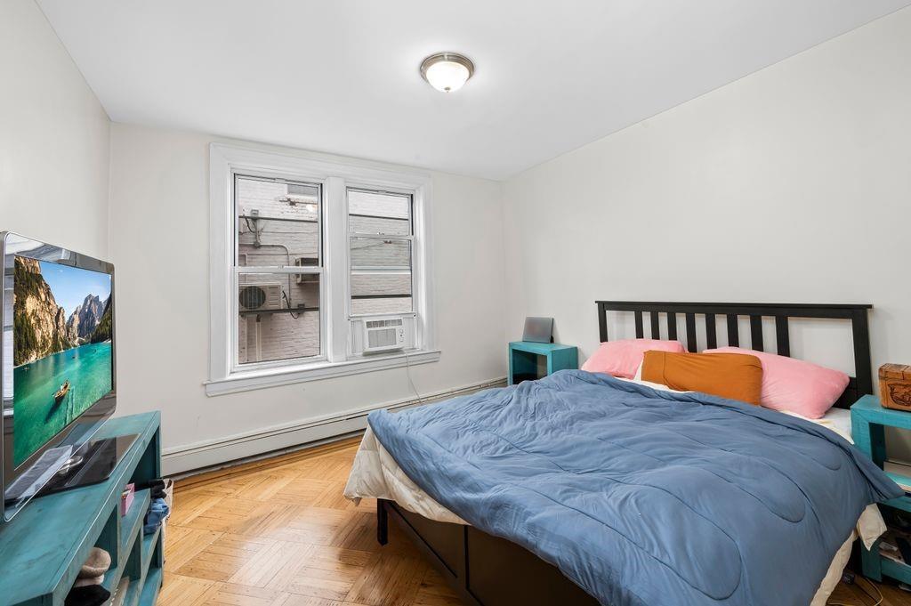 Brooklyn, New York, 11204, United States, 10 Bedrooms Bedrooms, ,6 BathroomsBathrooms,Residential,Active,1710730