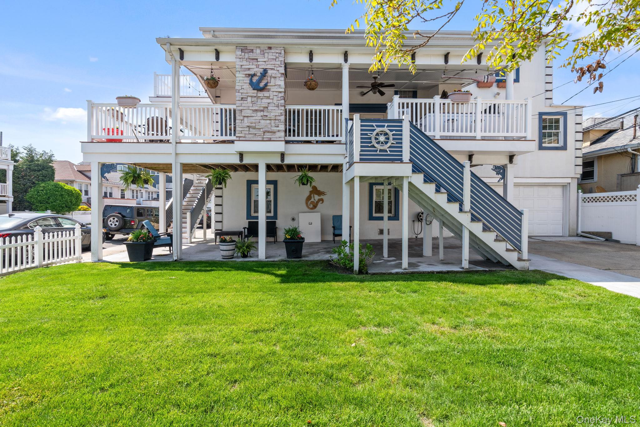 Long Beach, New York, 11561, United States, 4 Bedrooms Bedrooms, ,3 BathroomsBathrooms,Residential,Active,2008919