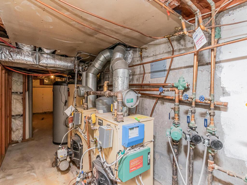 East Hampton, New York, 11937, United States, ,3 BathroomsBathrooms,Residential,Active,1843880