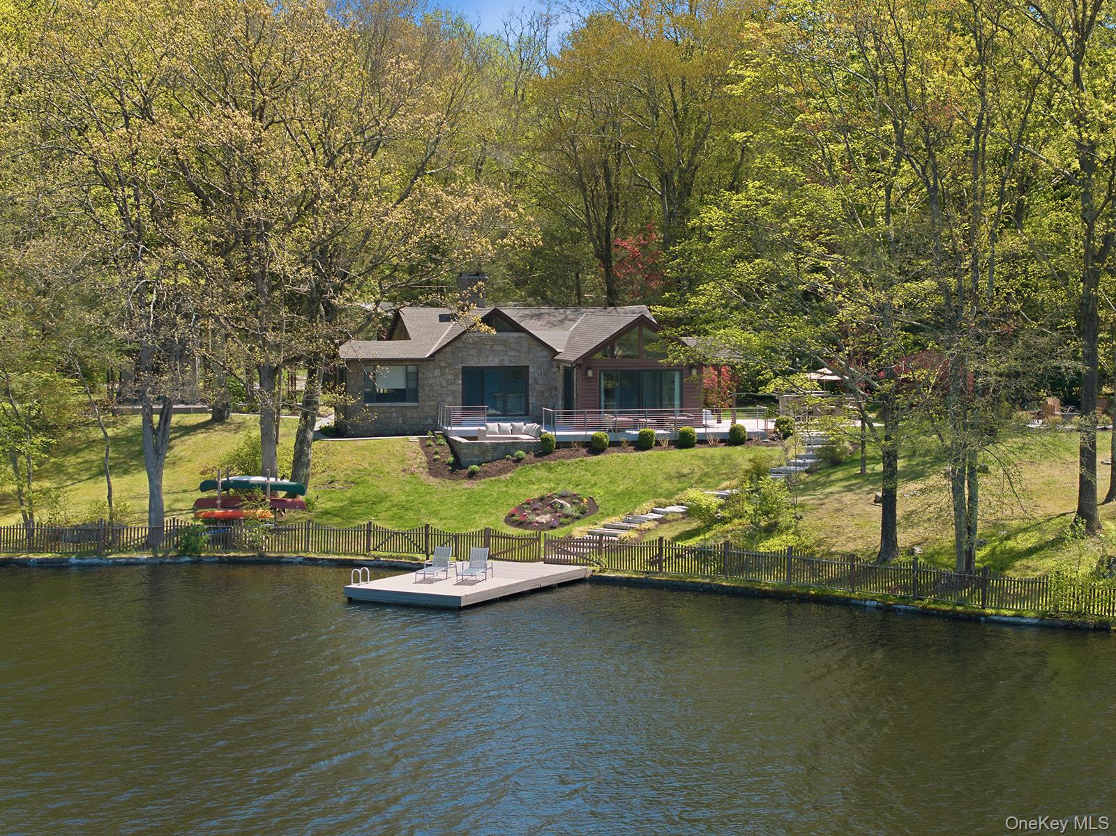 Putnam Valley, New York, 10579, United States, 3 Bedrooms Bedrooms, ,3 BathroomsBathrooms,Residential,Pending,2045595