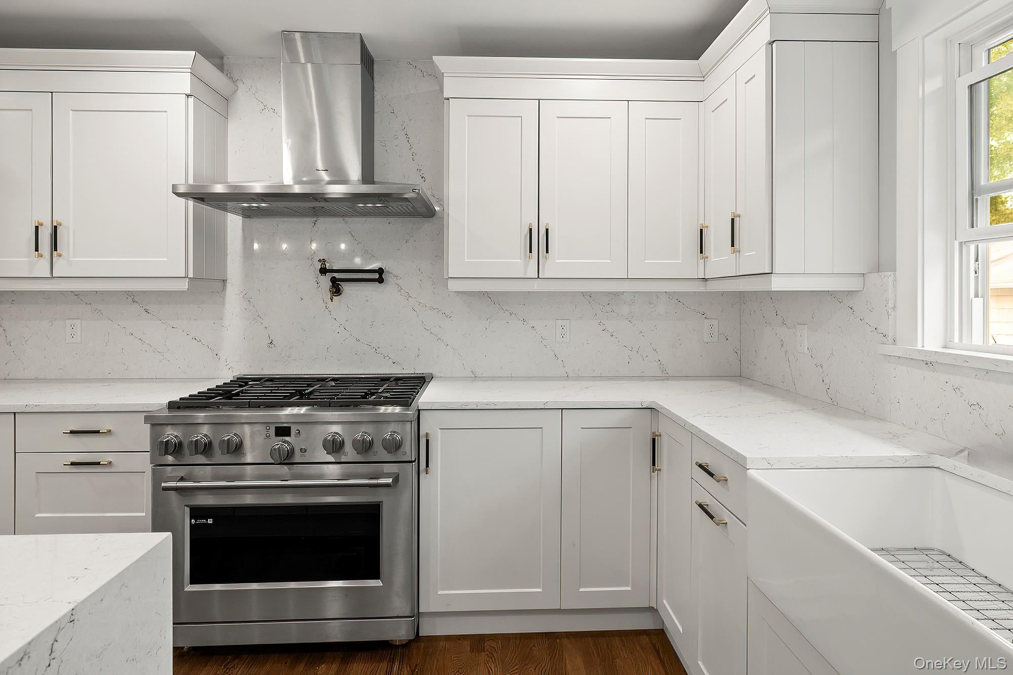 White Plains, New York, 10607, United States, 4 Bedrooms Bedrooms, ,3 BathroomsBathrooms,Residential,Active,1965798