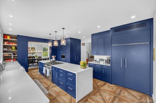 Mahopac, New York, 10541, United States, 4 Bedrooms Bedrooms, ,6 BathroomsBathrooms,Residential,Active,1945090