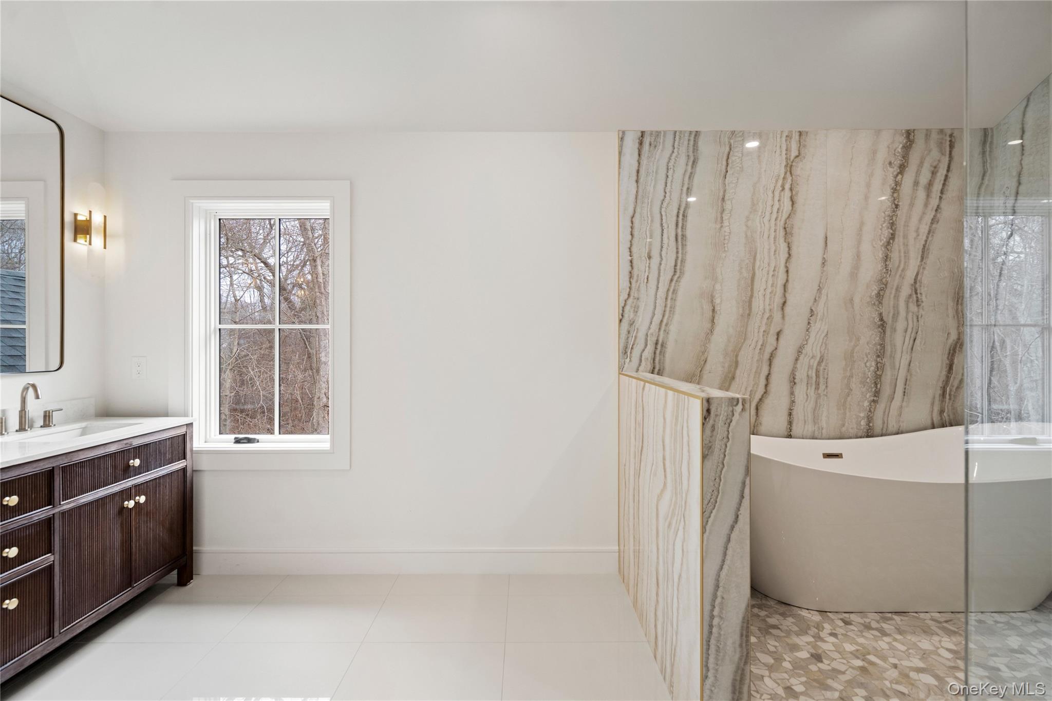 Nissequogue, New York, 11780, United States, 6 Bedrooms Bedrooms, ,6 BathroomsBathrooms,Residential,Active,2013161