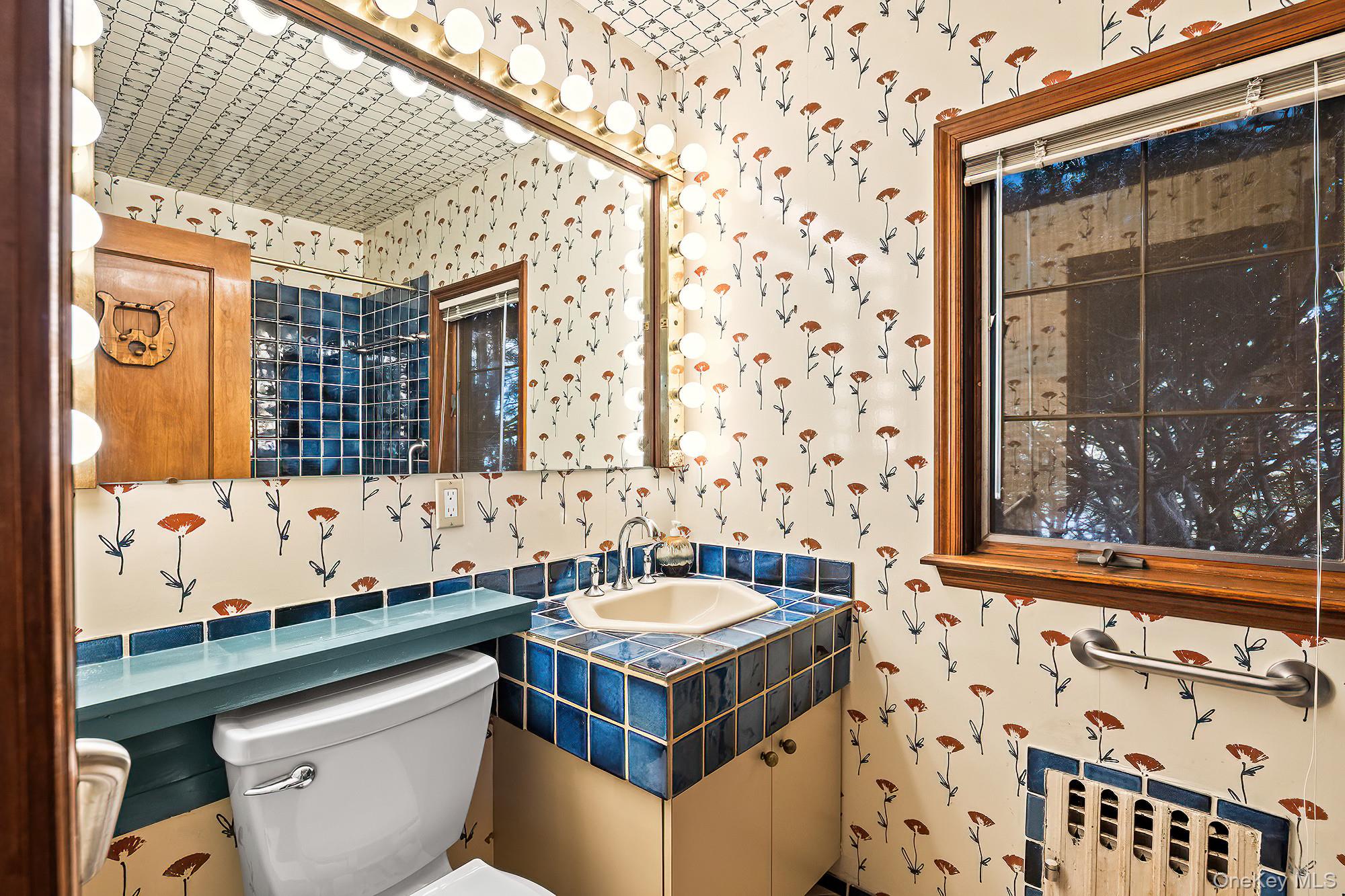 Scarsdale, New York, 10583, United States, 3 Bedrooms Bedrooms, ,2 BathroomsBathrooms,Residential,Pending,2007107