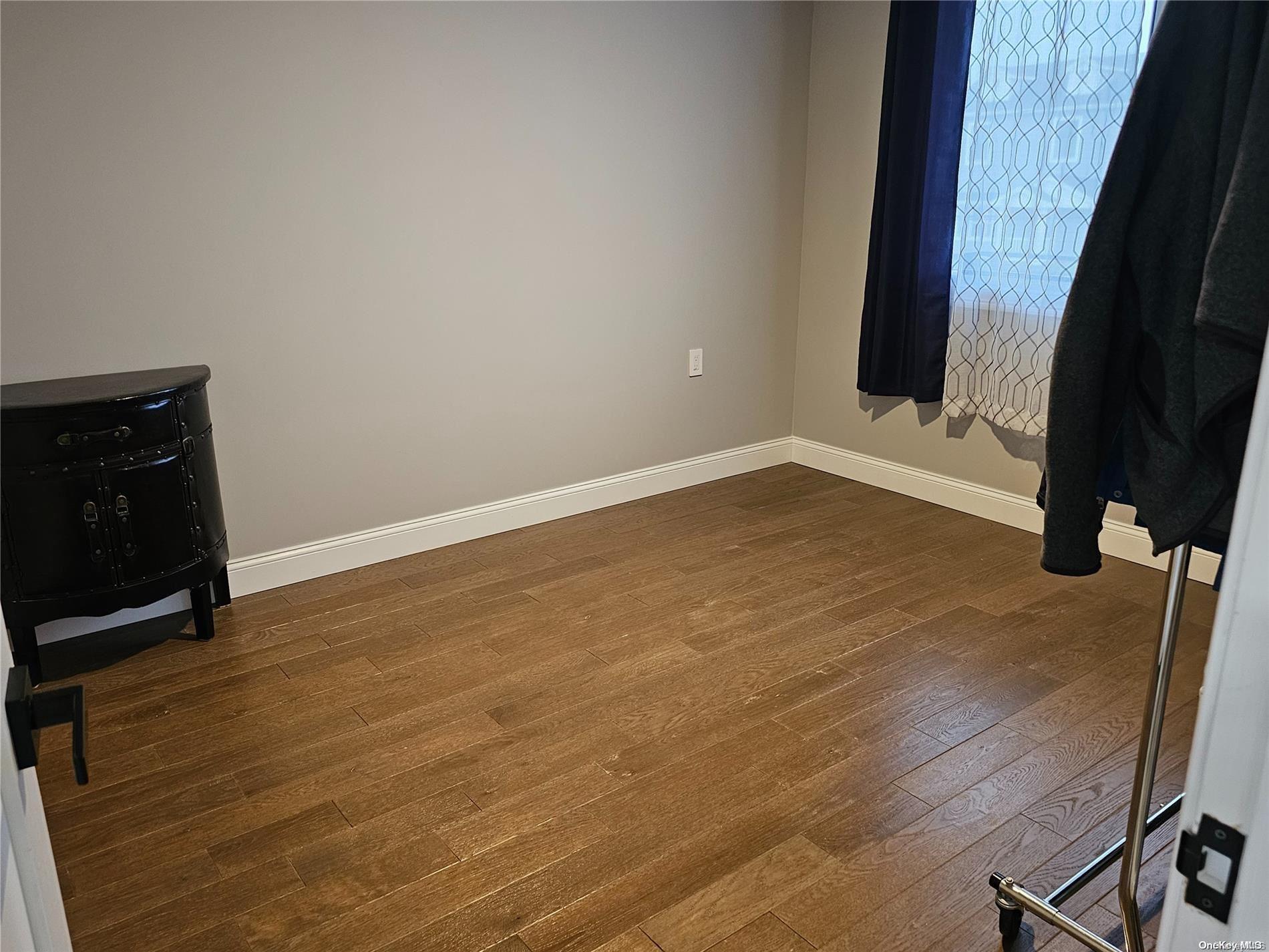 Babylon, New York, 11702, United States, 3 Bedrooms Bedrooms, ,3 BathroomsBathrooms,Residential,Active,1801049